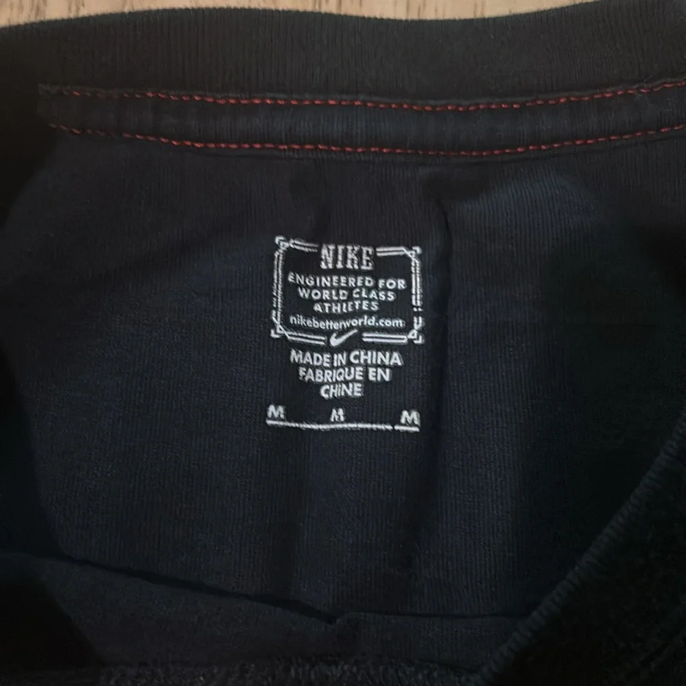 Nike sb tee